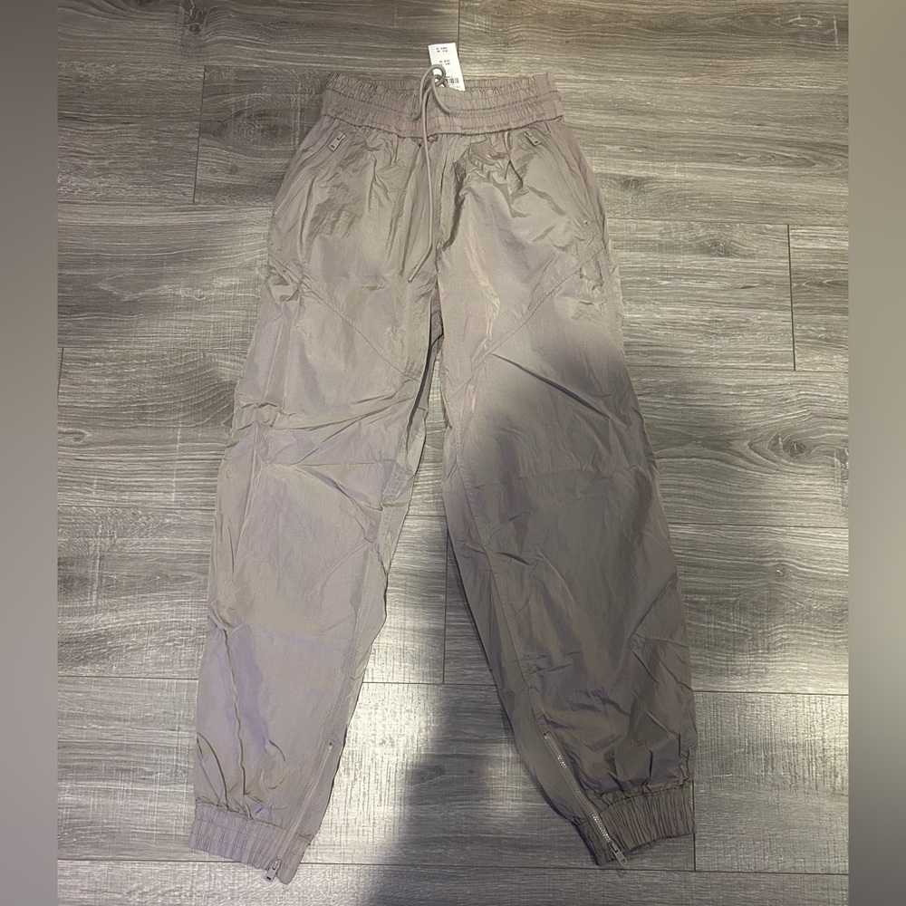 Abercrombie and Fitch YPB joggers. Size XS NWT